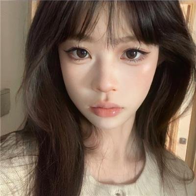 猫头鹰与麻雀海报